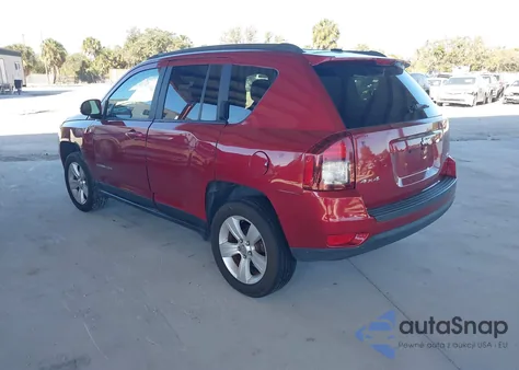 2016 Jeep Compass Latitude z USA, uszkodzony, nr VIN 1C4NJDEB9GD630803